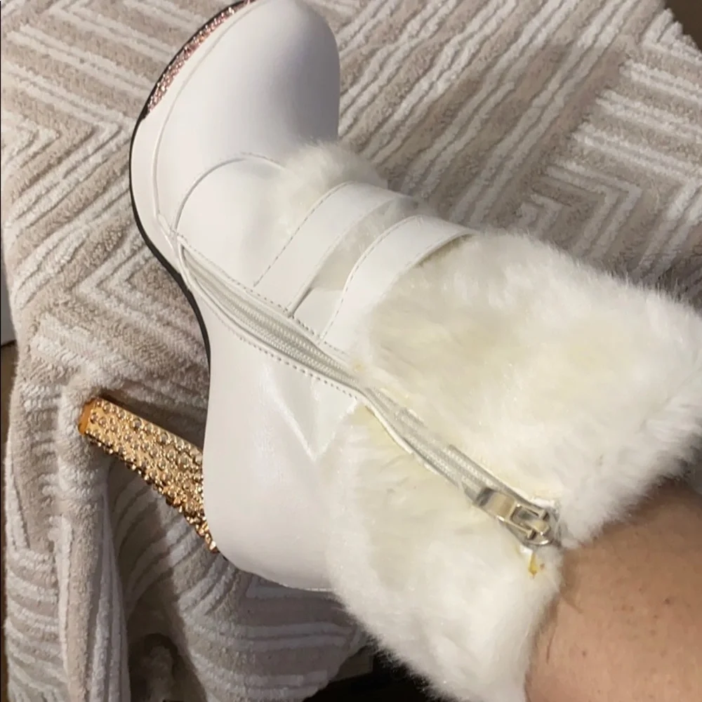 FASHION BOOT - Picture 1 of 9